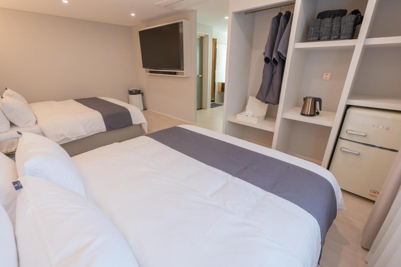 Denbasta Central Hotel Seomyeon Busan Dış mekan fotoğraf