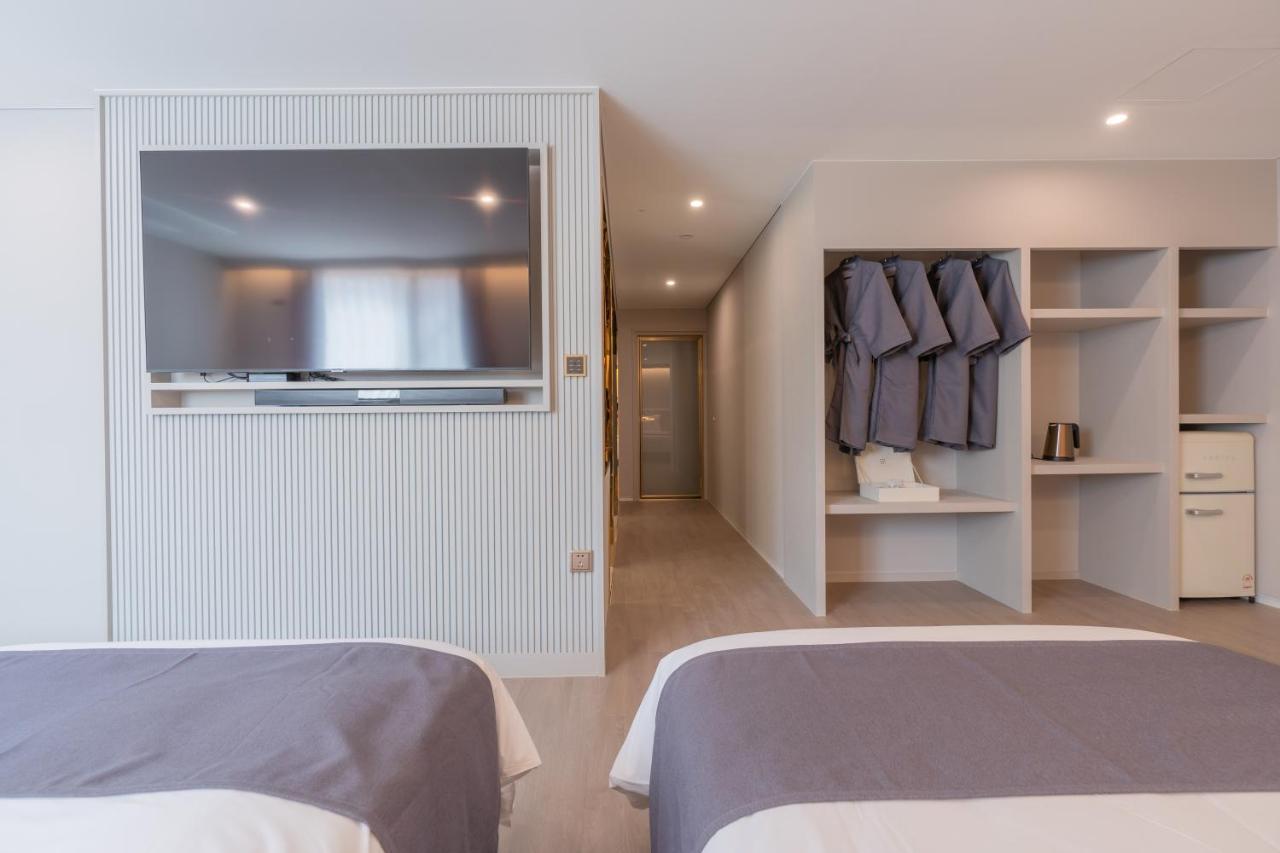 Denbasta Central Hotel Seomyeon Busan Dış mekan fotoğraf