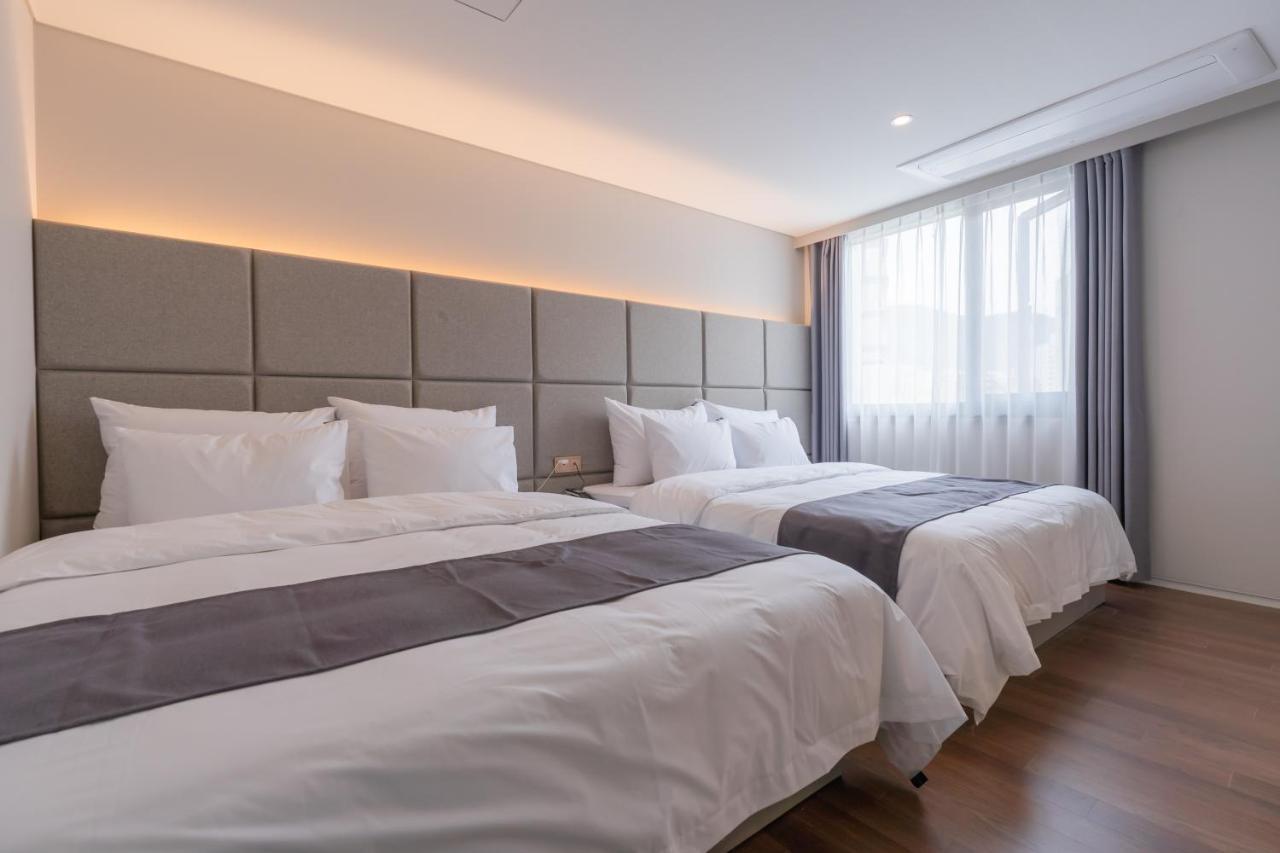 Denbasta Central Hotel Seomyeon Busan Dış mekan fotoğraf