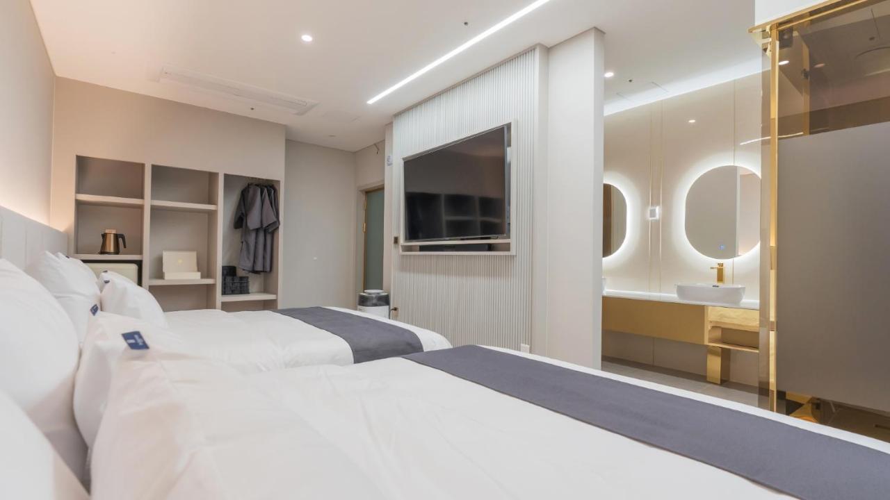 Denbasta Central Hotel Seomyeon Busan Dış mekan fotoğraf