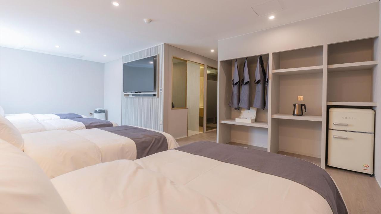 Denbasta Central Hotel Seomyeon Busan Dış mekan fotoğraf